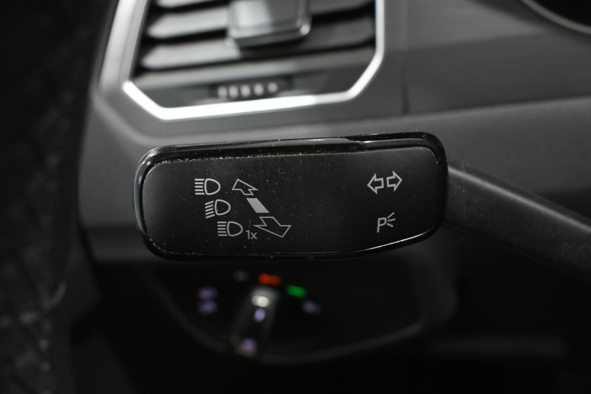 Foto Volkswagen Golf Sportsvan 21