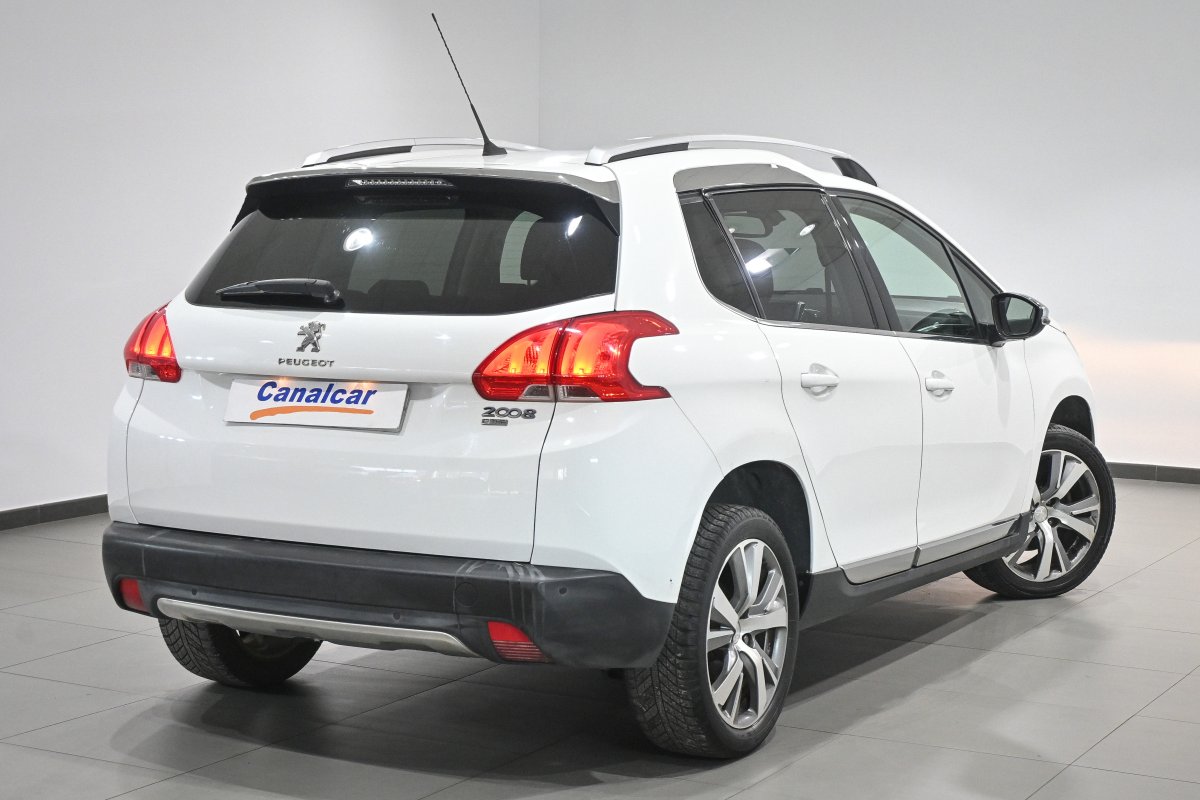 Foto Peugeot 2008 4