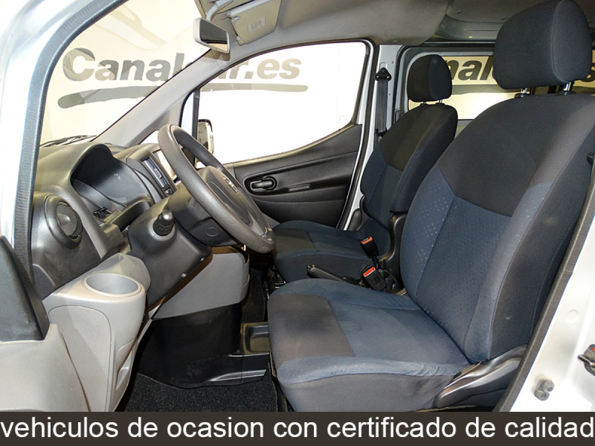 Foto Nissan NV200 10