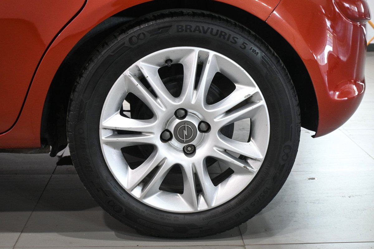 Foto Opel Corsa 26