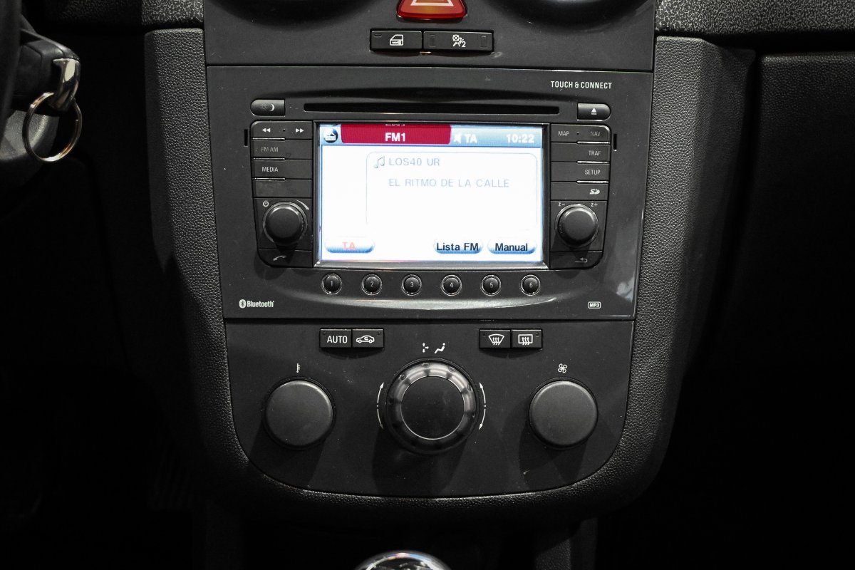 Foto Opel Corsa 16