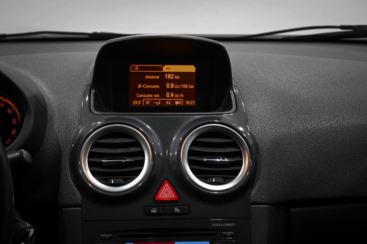 Foto Opel Corsa 14