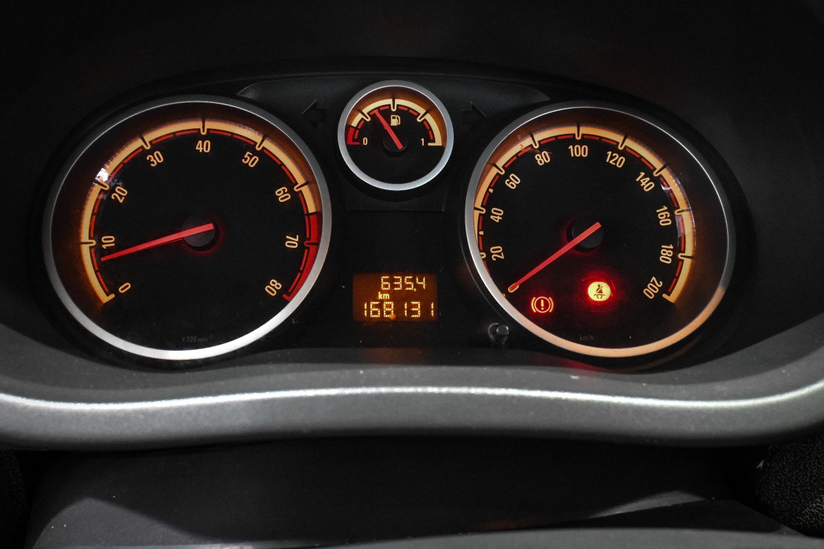 Foto Opel Corsa 13
