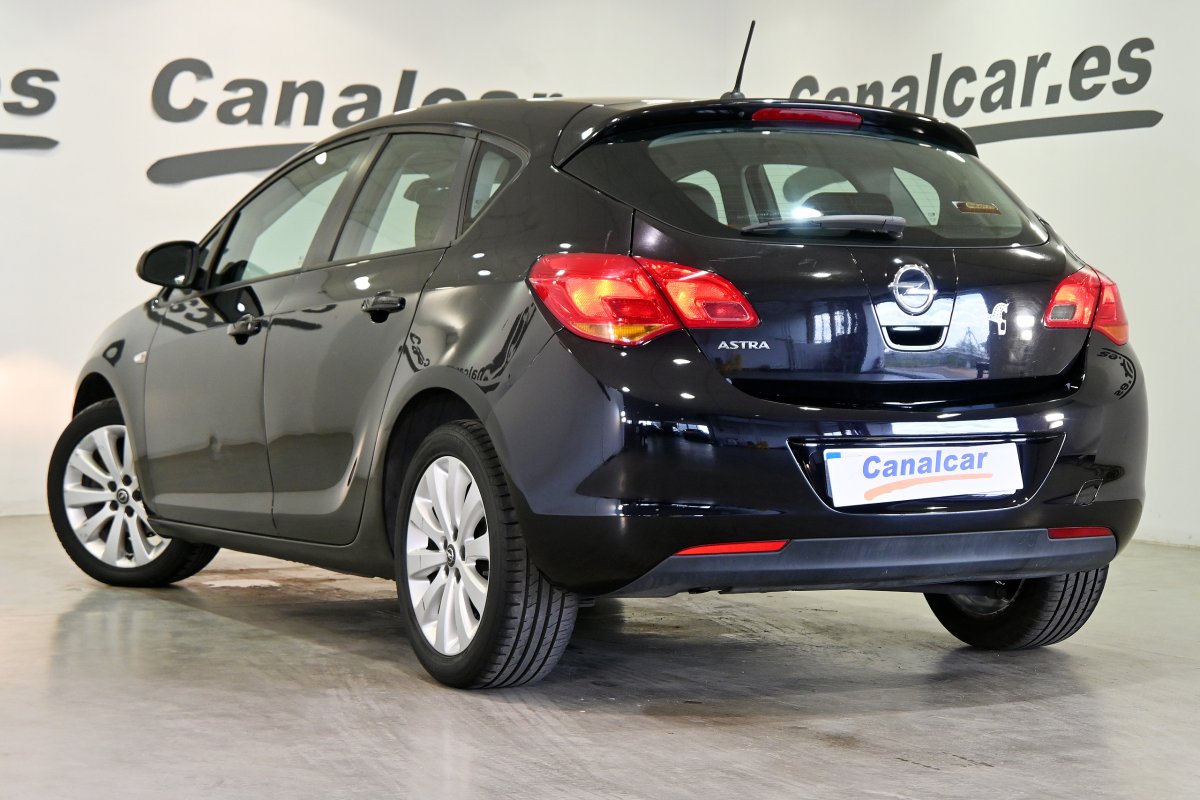 Foto Opel Astra 6