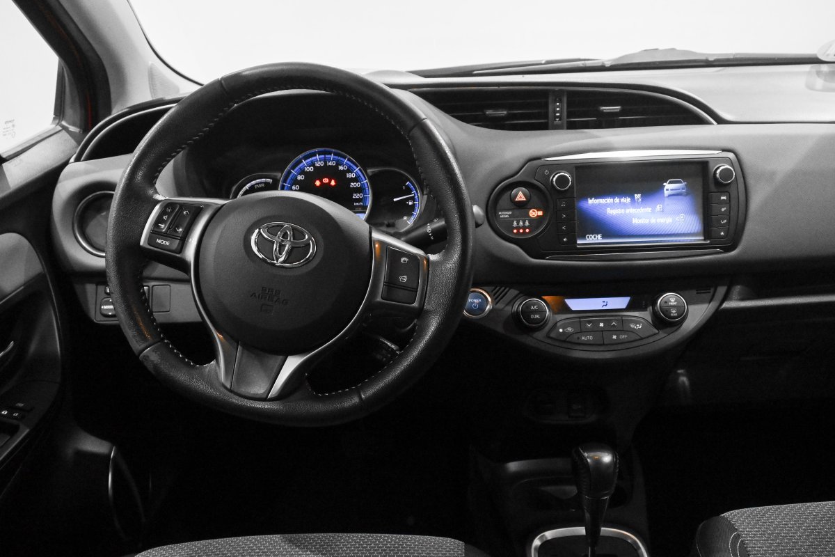 Foto Toyota Yaris 10