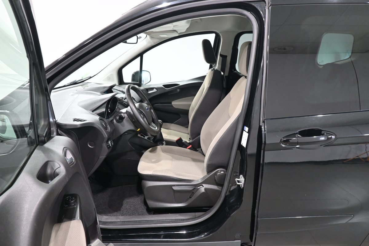 Foto Ford Tourneo 10