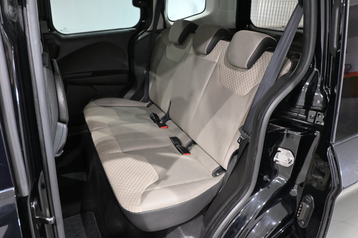 Foto Ford Tourneo 11