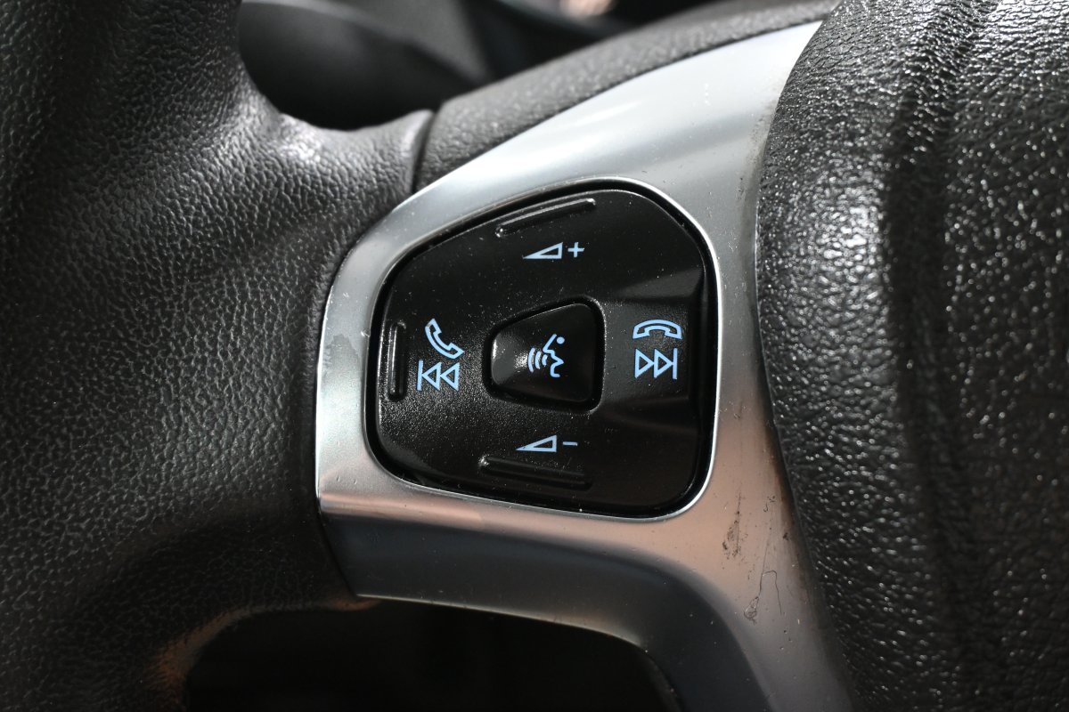 Foto Ford Tourneo 25