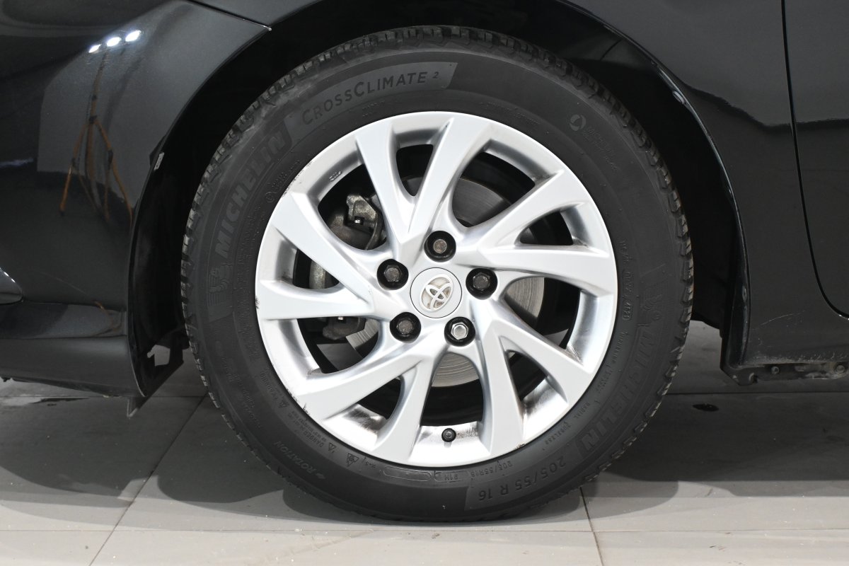 Foto Toyota Auris 29