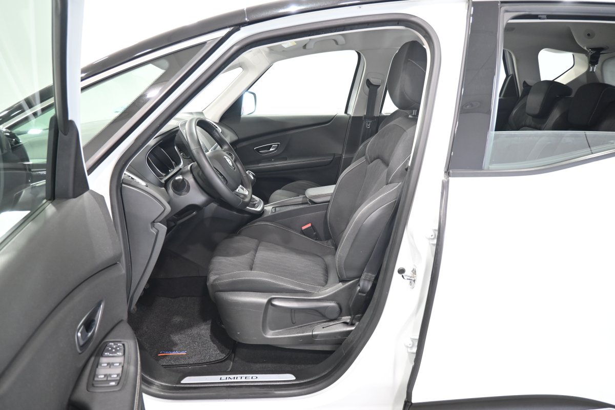 Foto Renault Scenic 10