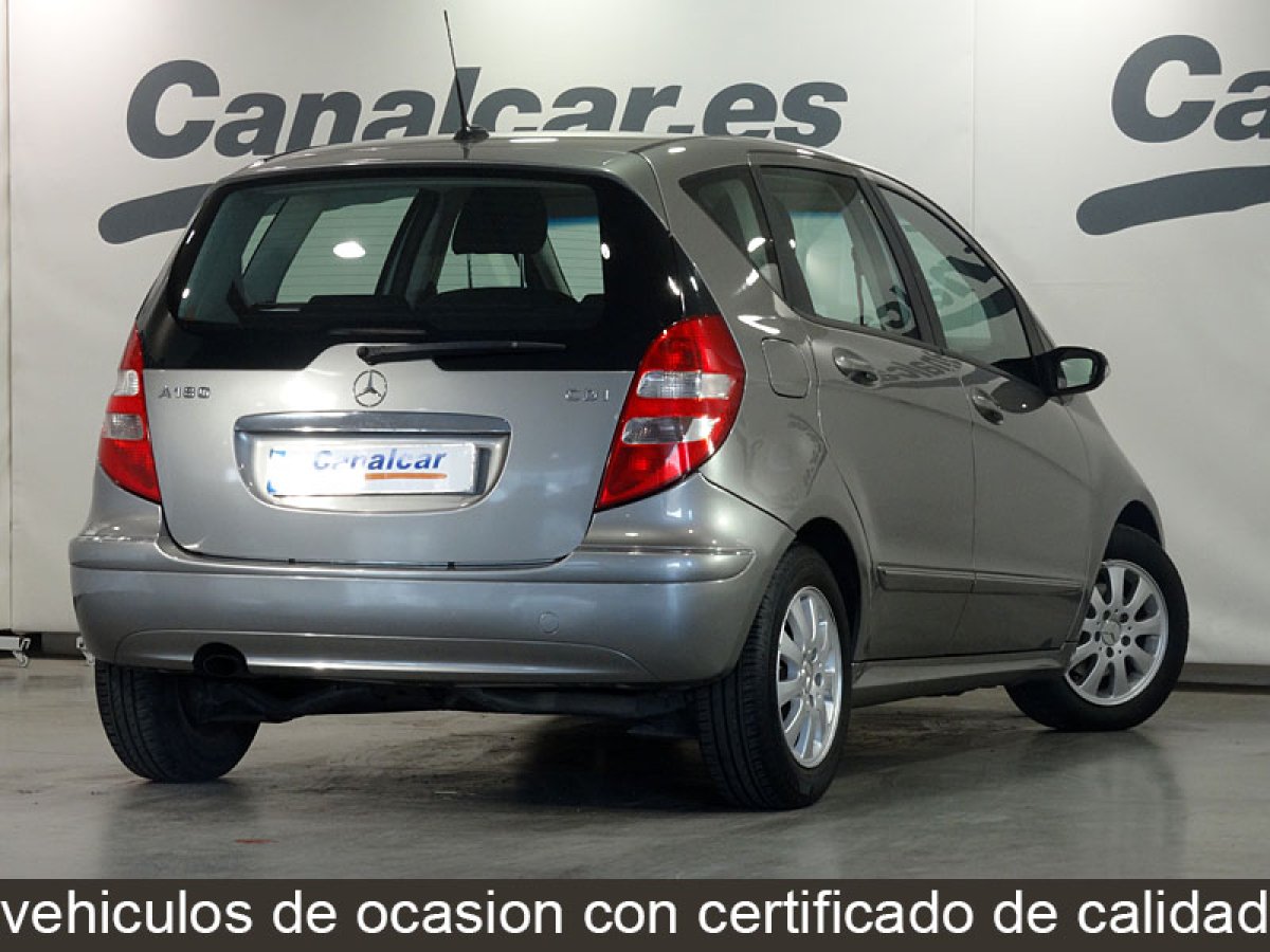 Foto Mercedes-Benz A 180 4
