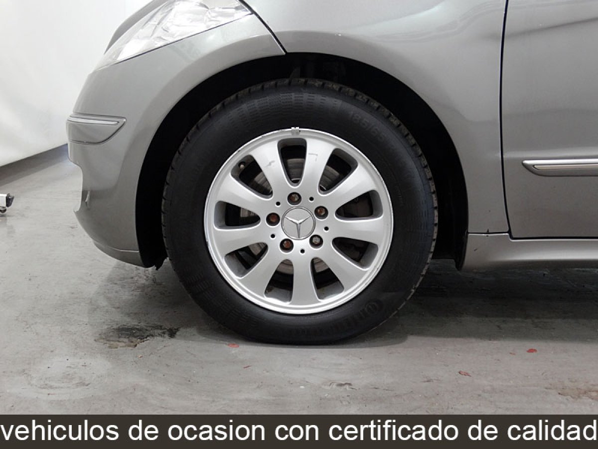 Foto Mercedes-Benz A 180 20