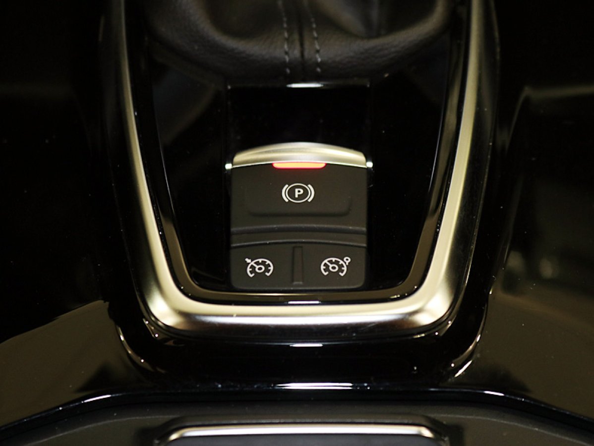 Foto Renault Koleos 29