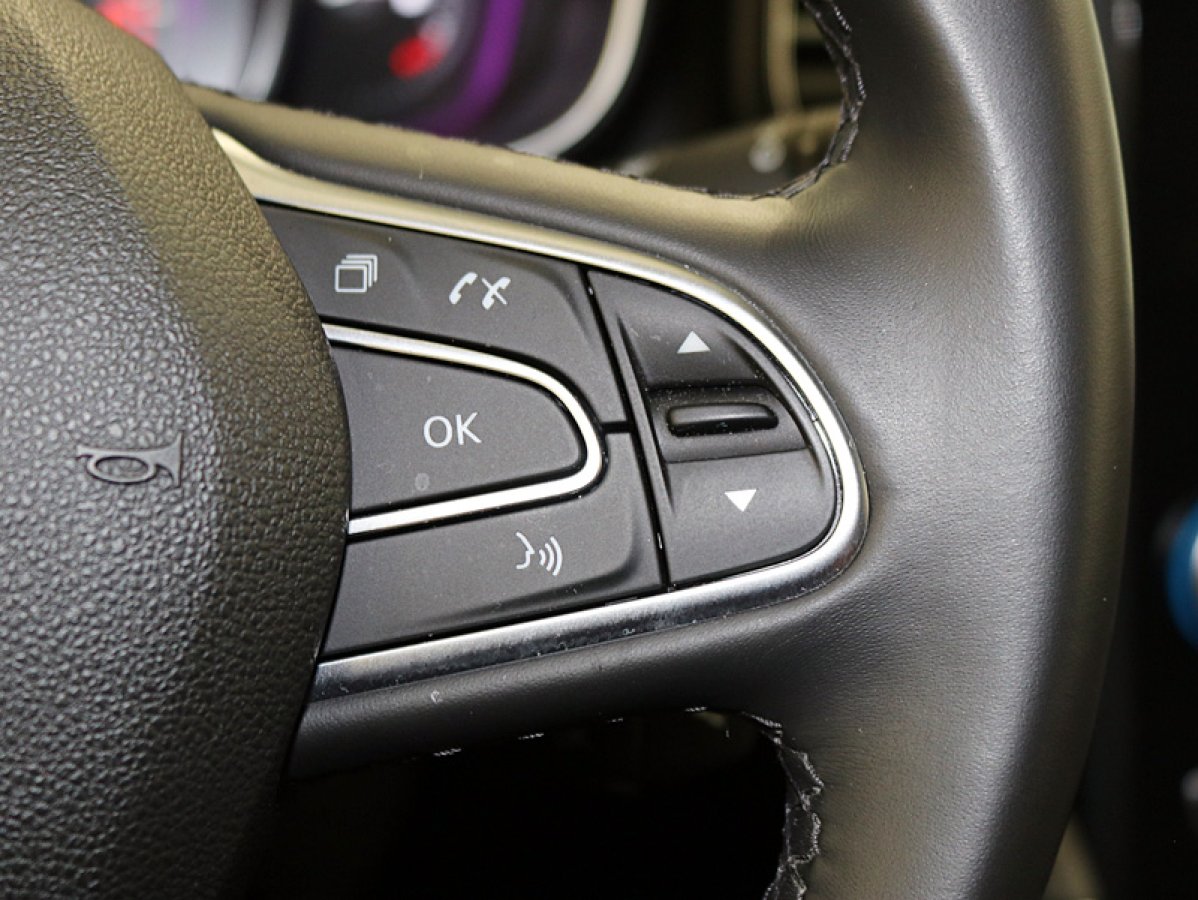 Foto Renault Koleos 33