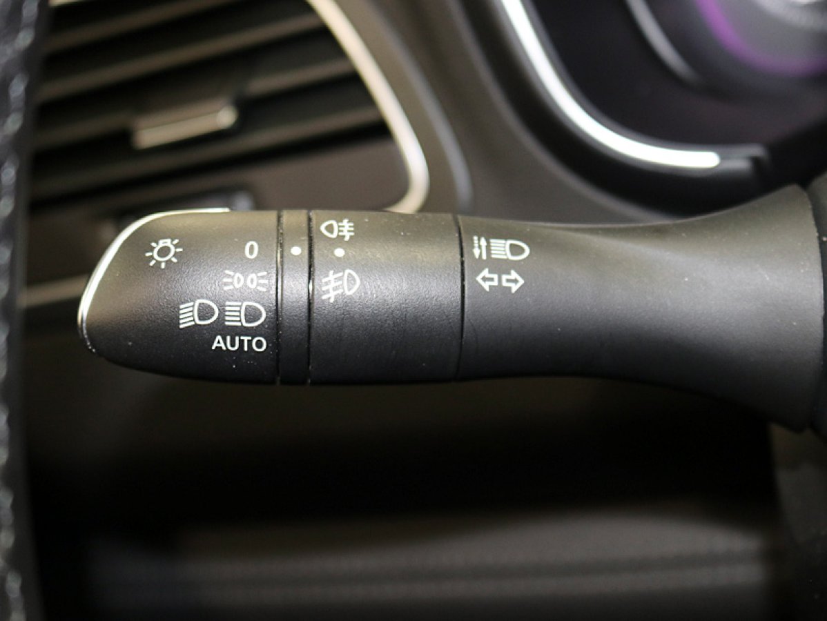 Foto Renault Koleos 34