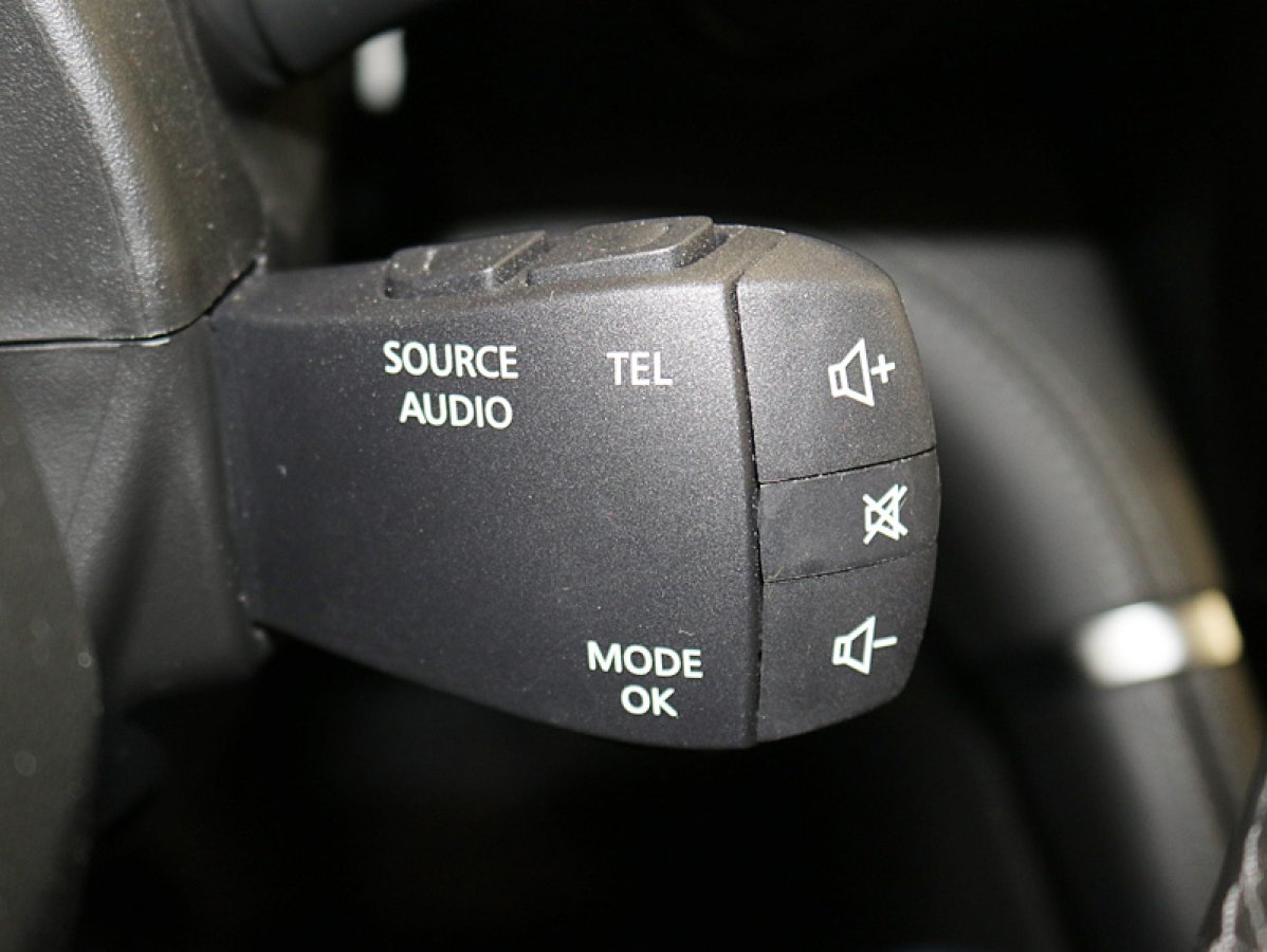 Foto Renault Koleos 36