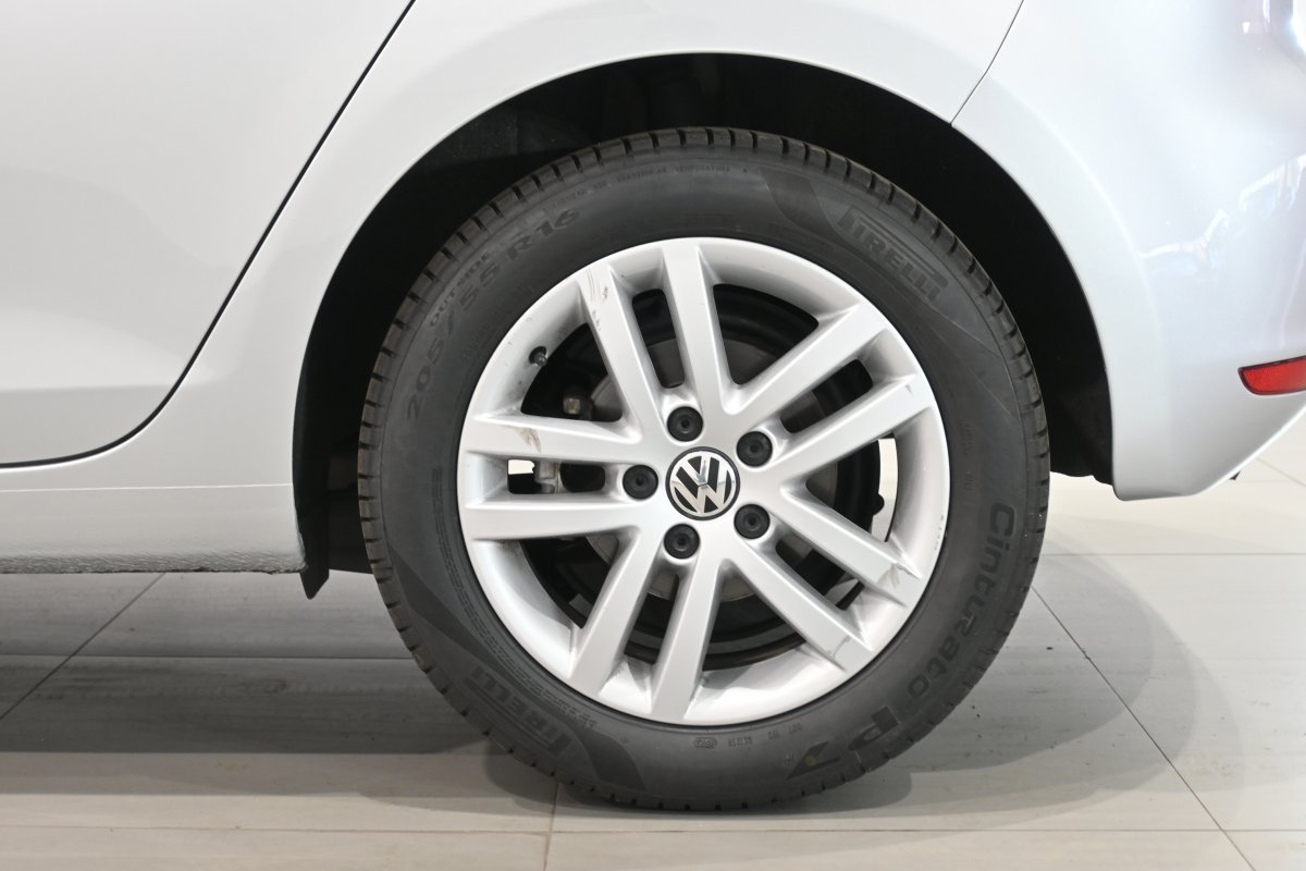 Foto Volkswagen Golf 28