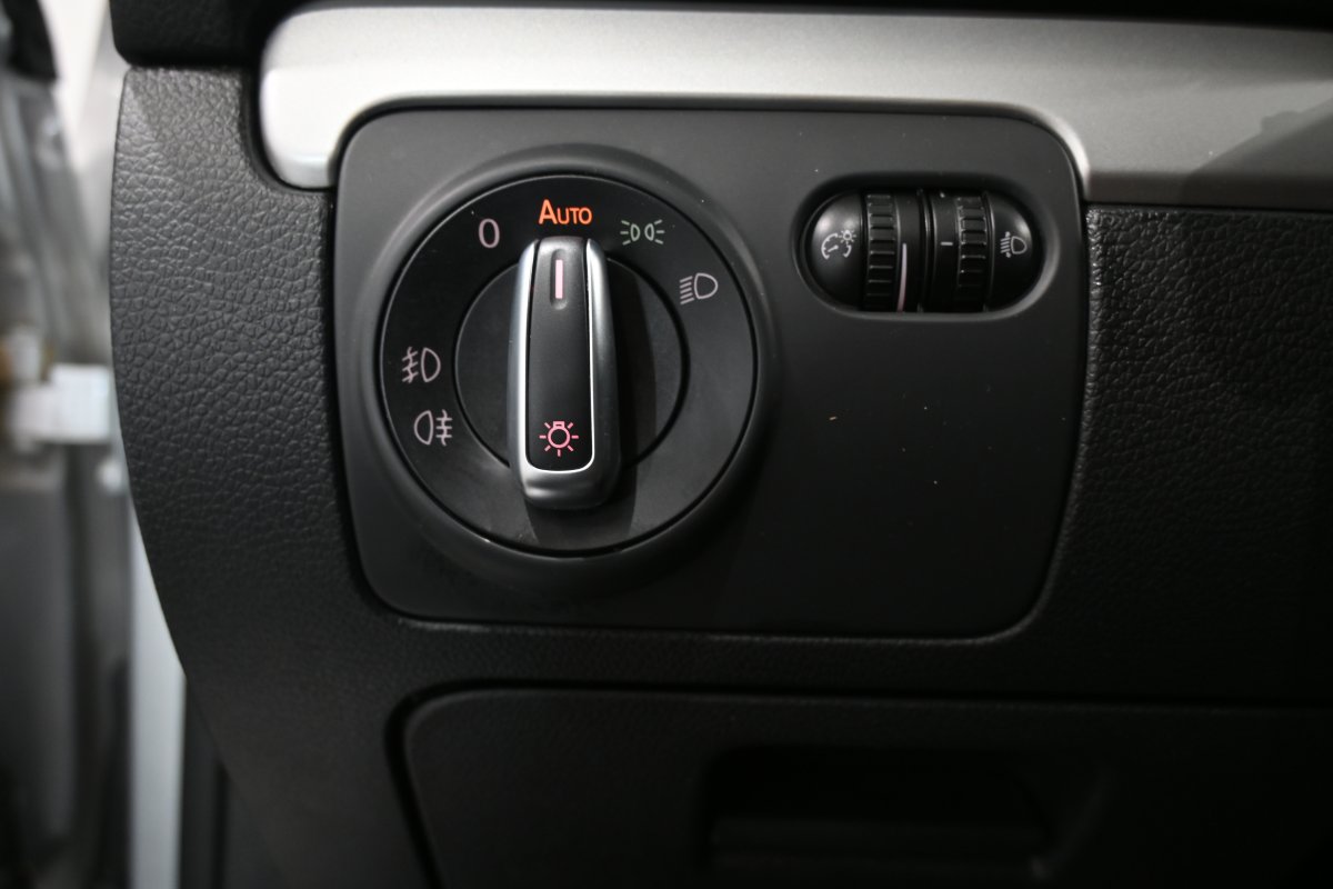 Foto Volkswagen Golf 26