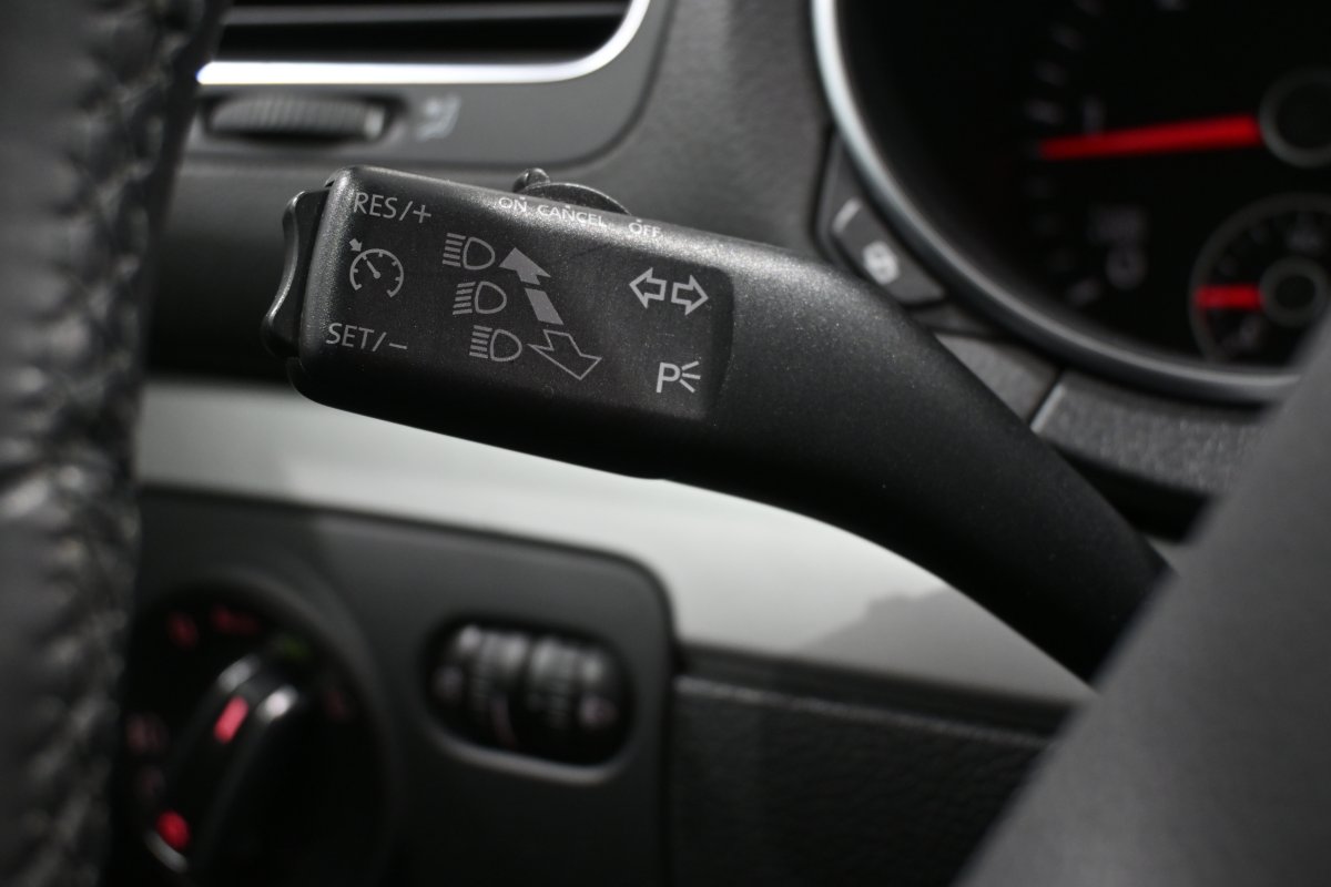 Foto Volkswagen Golf 24