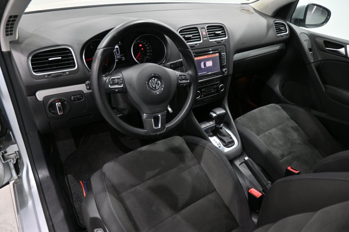 Foto Volkswagen Golf 9