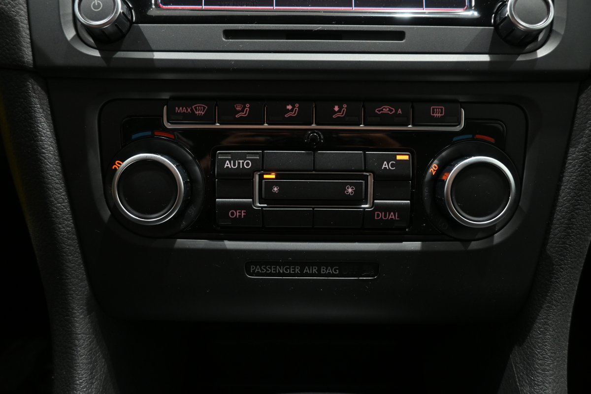 Foto Volkswagen Golf 16