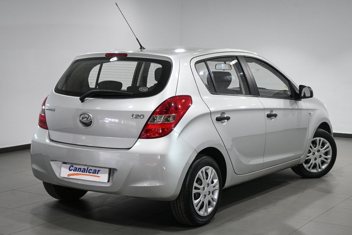 Foto Hyundai i20 4