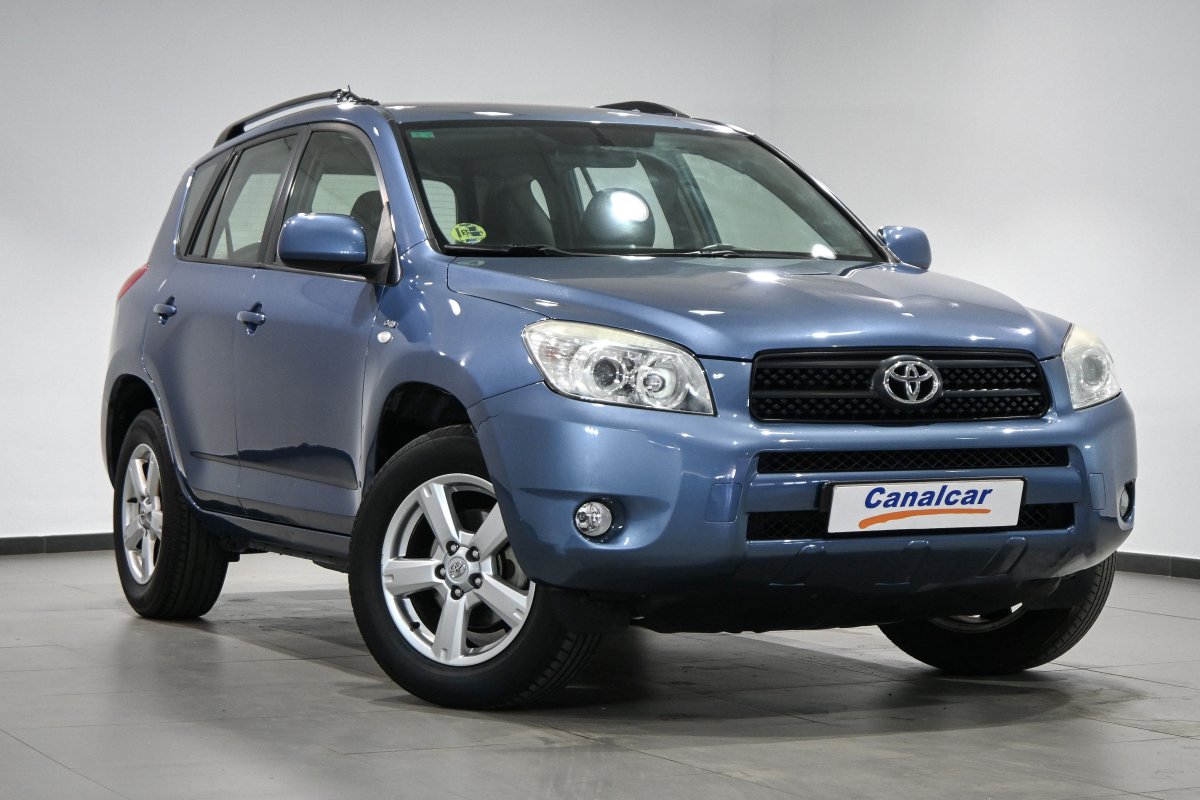 Foto Toyota RAV-4 3