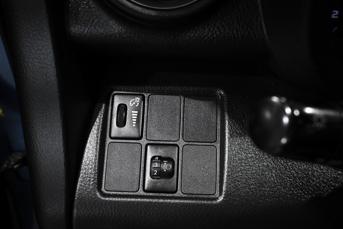Foto Toyota RAV-4 26