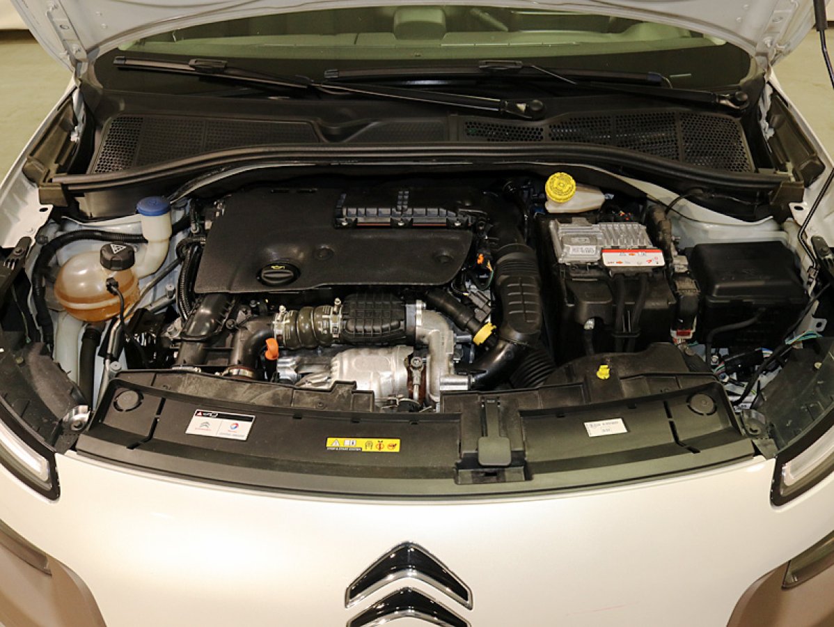 Foto Citroen C4 Cactus 7
