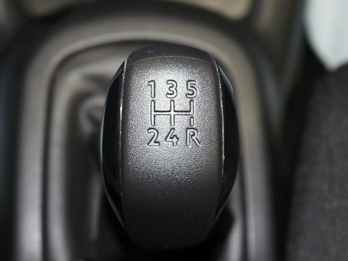 Foto Citroen C4 Cactus 17