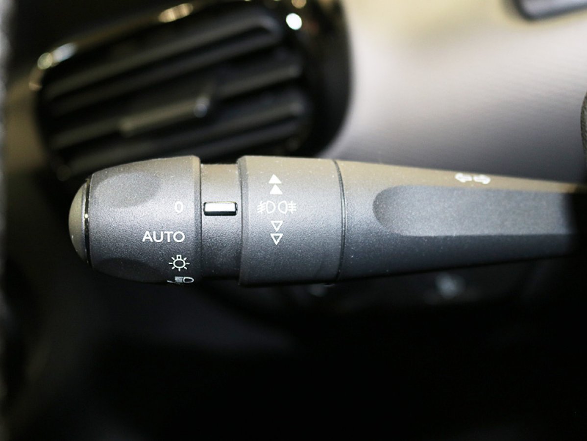 Foto Citroen C4 Cactus 20