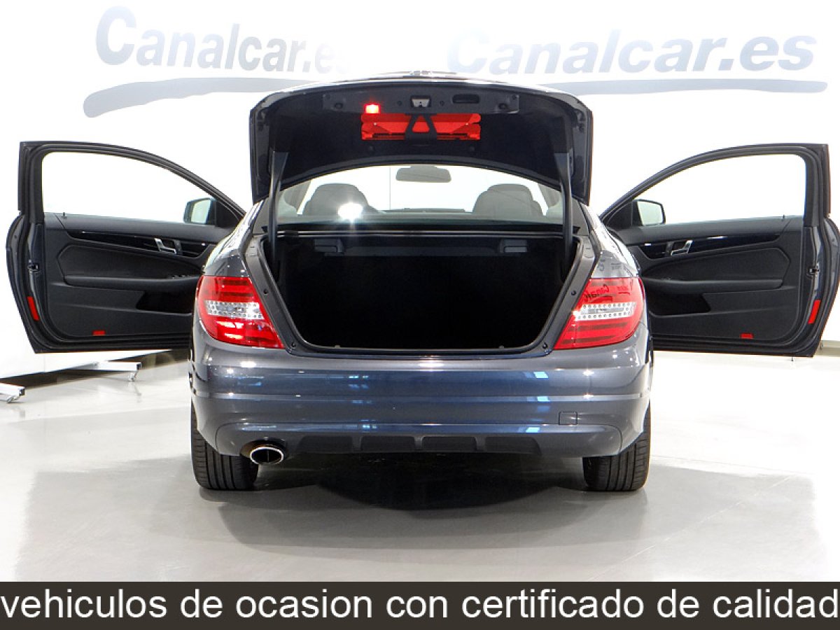 Foto Mercedes-Benz C 220 9