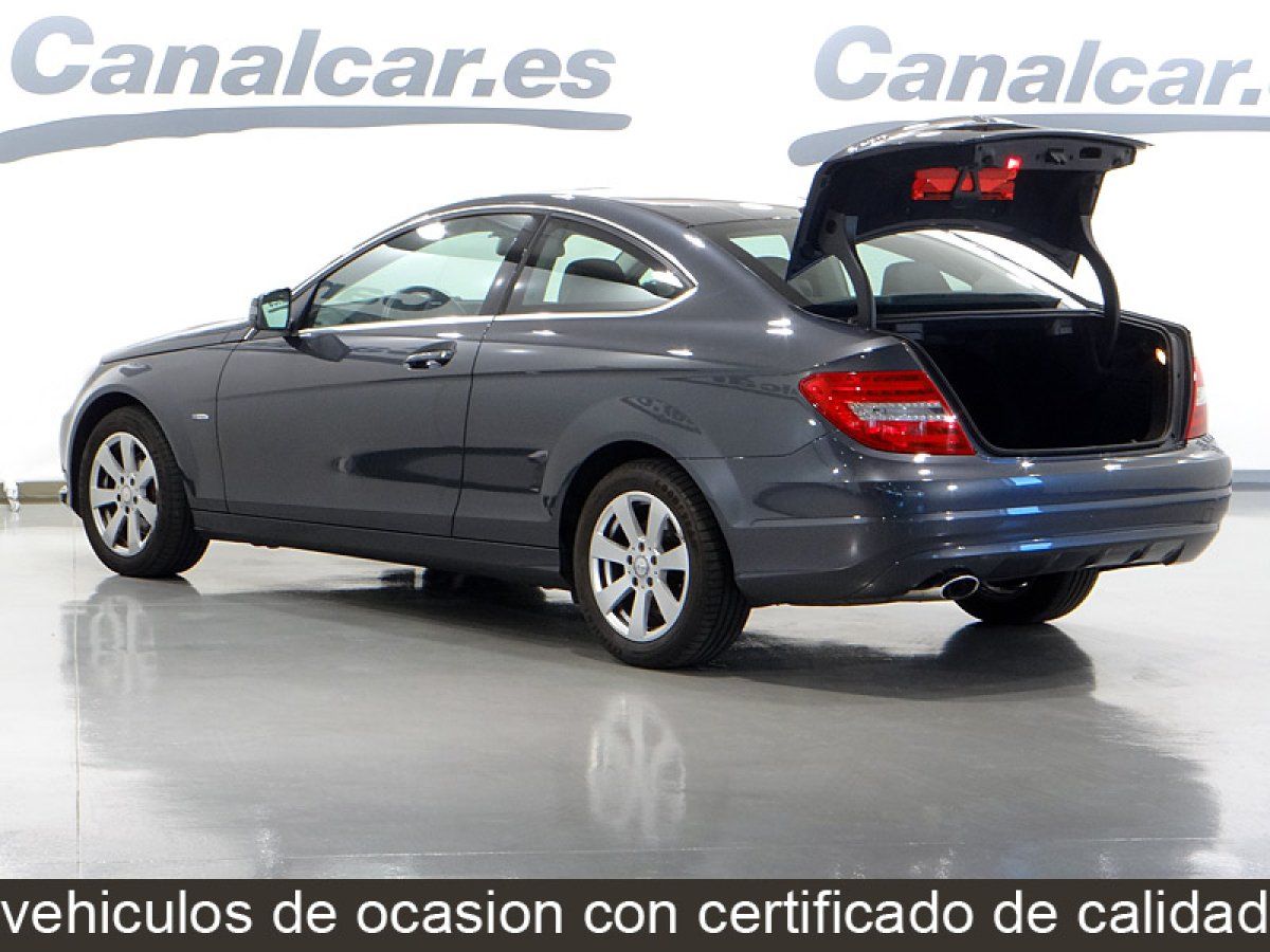 Foto Mercedes-Benz C 220 10