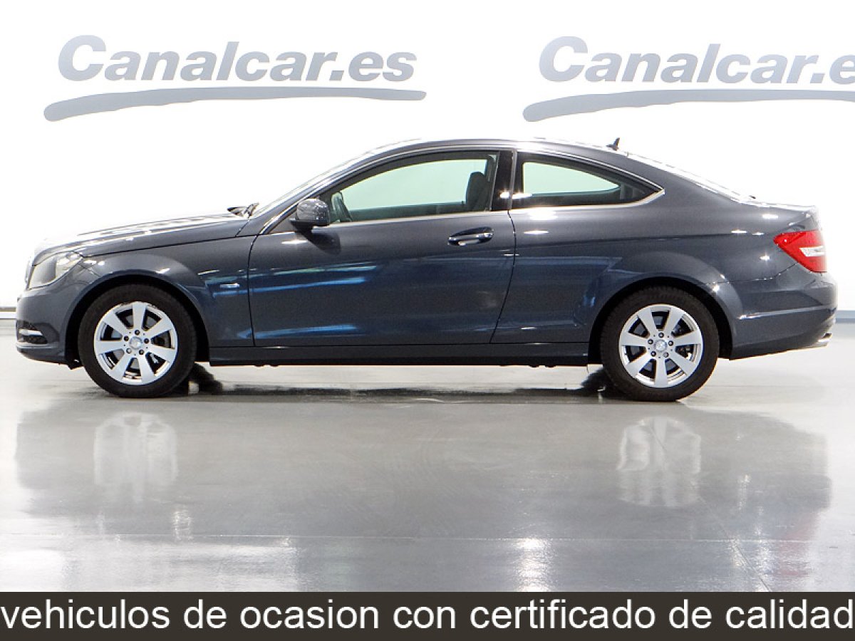 Foto Mercedes-Benz C 220 12
