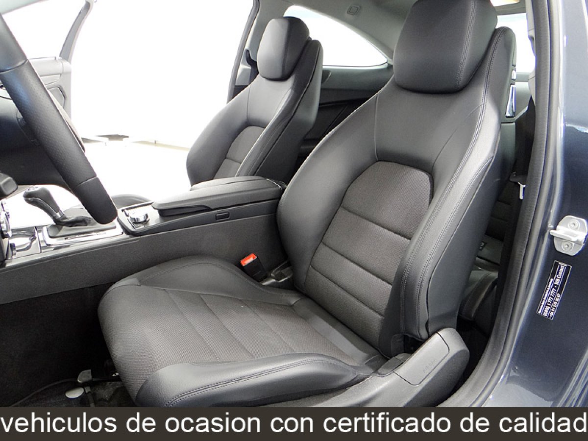 Foto Mercedes-Benz C 220 22