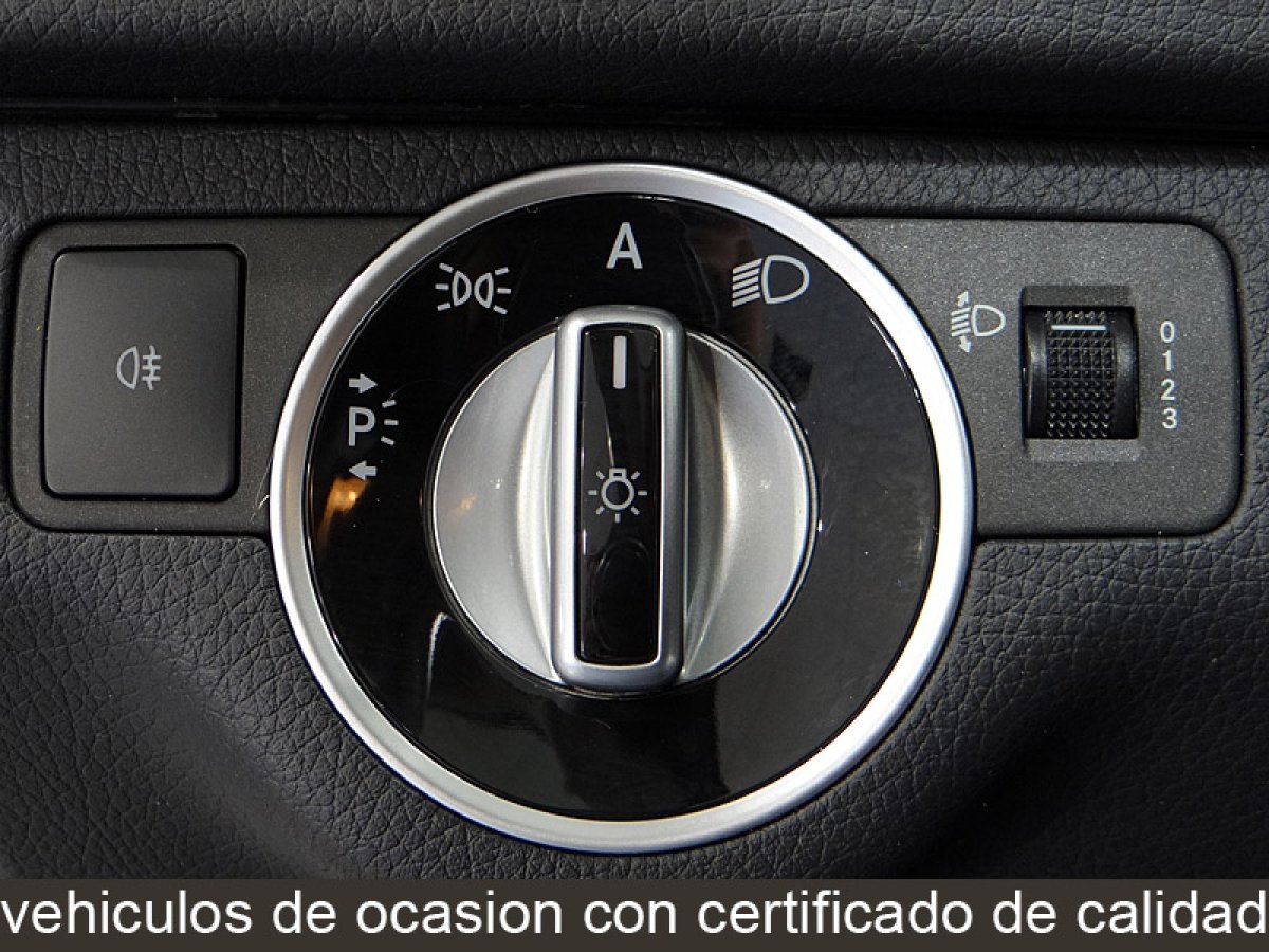 Foto Mercedes-Benz C 220 33