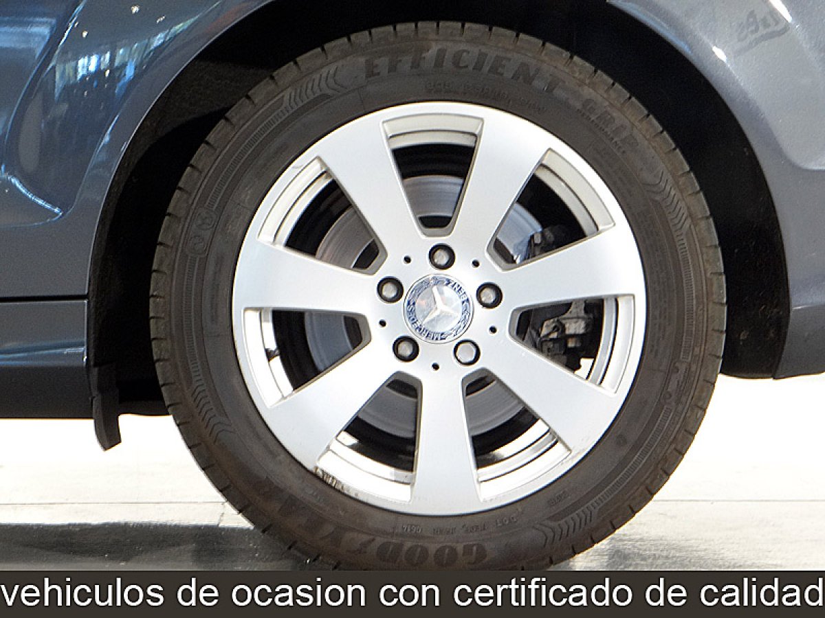 Foto Mercedes-Benz C 220 35