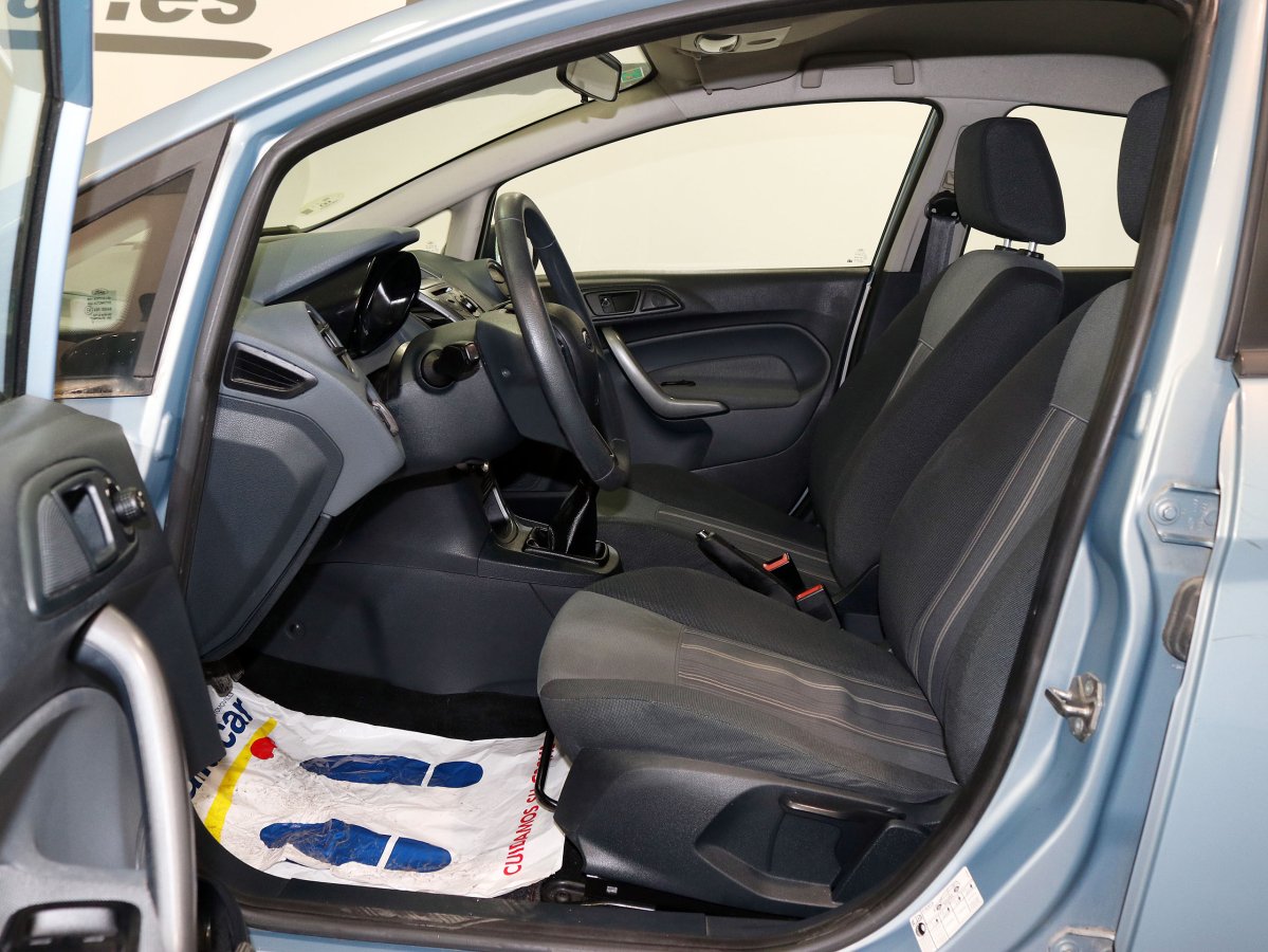 Foto Ford Fiesta 11