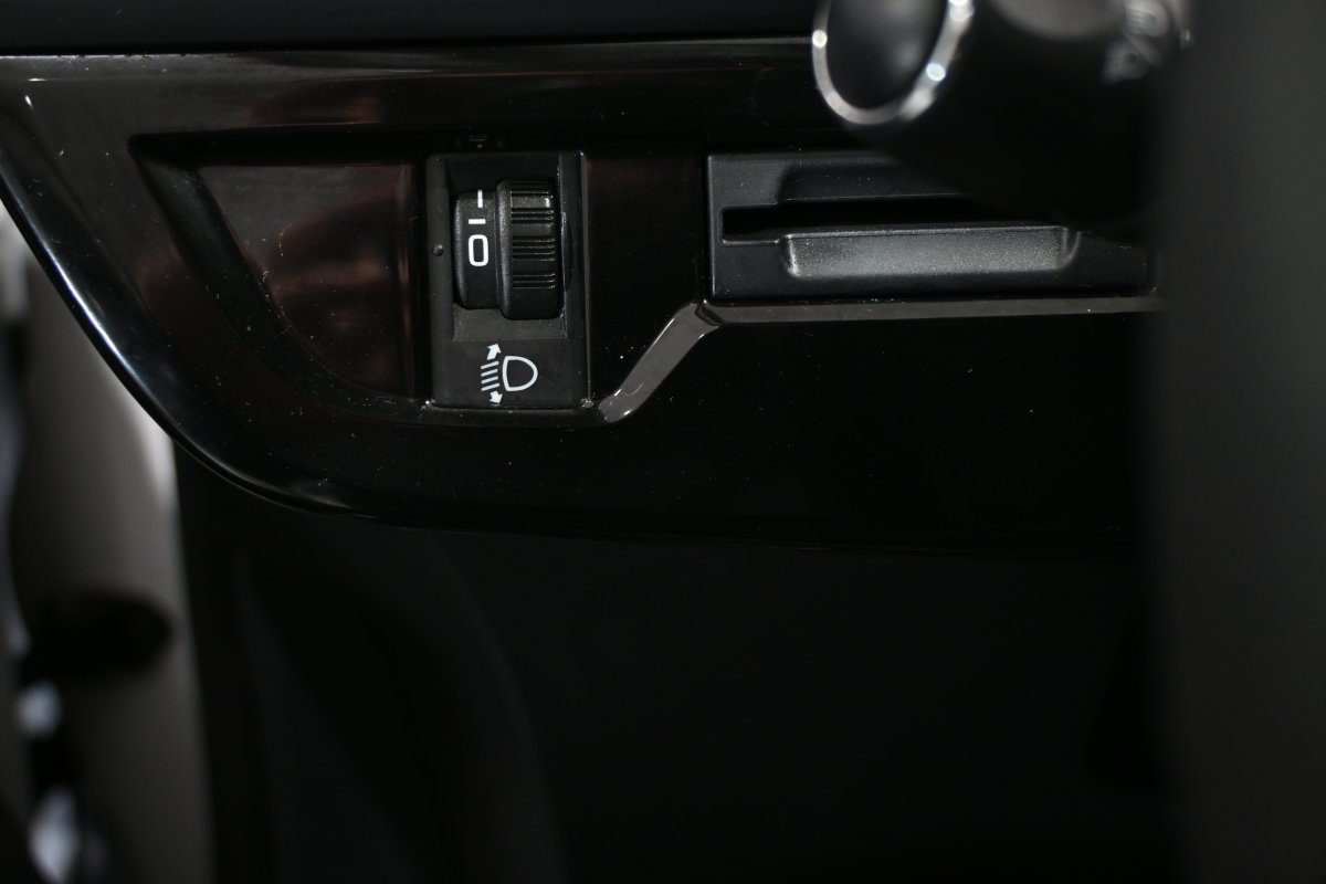 Foto Citroen Grand C4 21