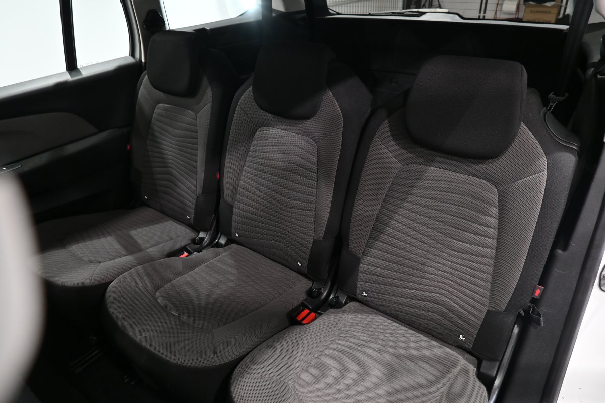 Foto Citroen Grand C4 11