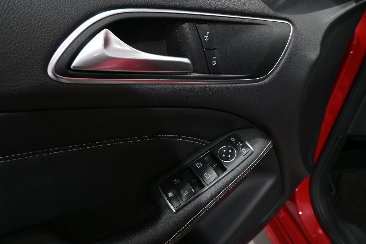 Foto Mercedes-Benz B 28