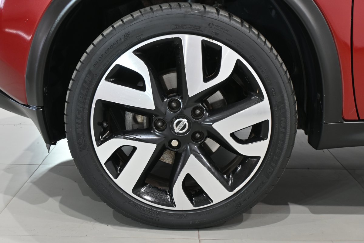 Foto Nissan Juke 26