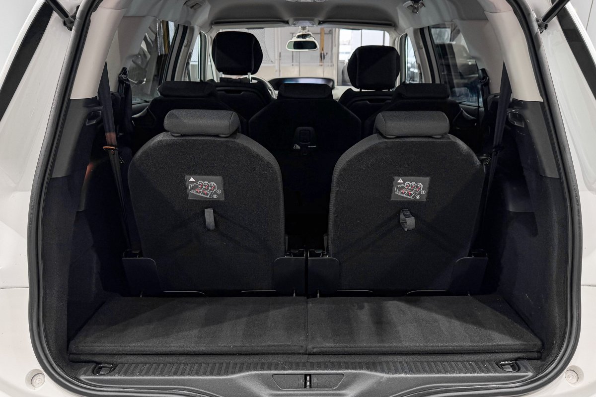 Foto Citroen Grand C4 Spacetourer 1.2 8