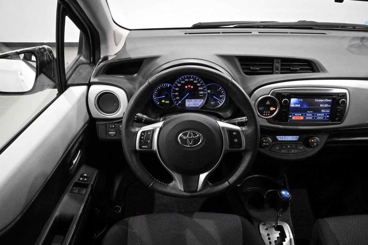 Foto Toyota Yaris 21