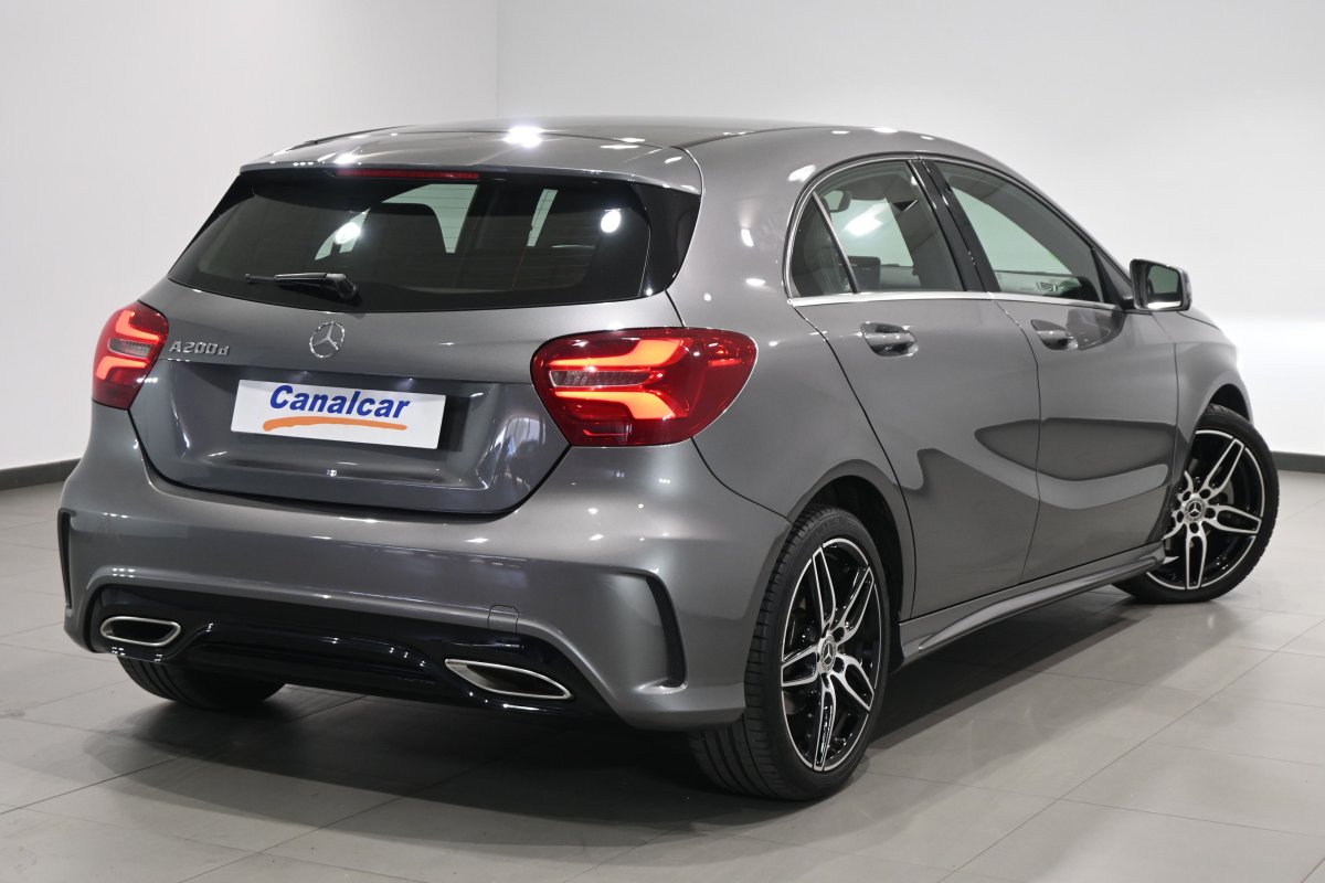 Foto Mercedes-Benz A 4