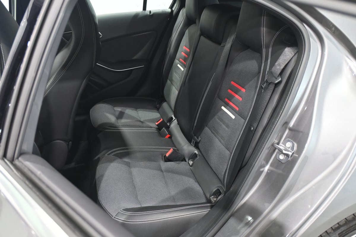 Foto Mercedes-Benz A 11