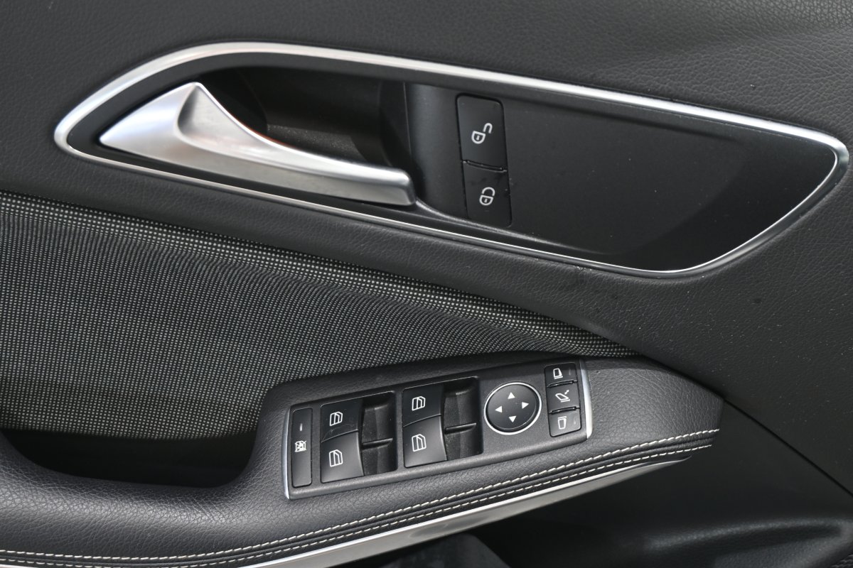 Foto Mercedes-Benz A 26