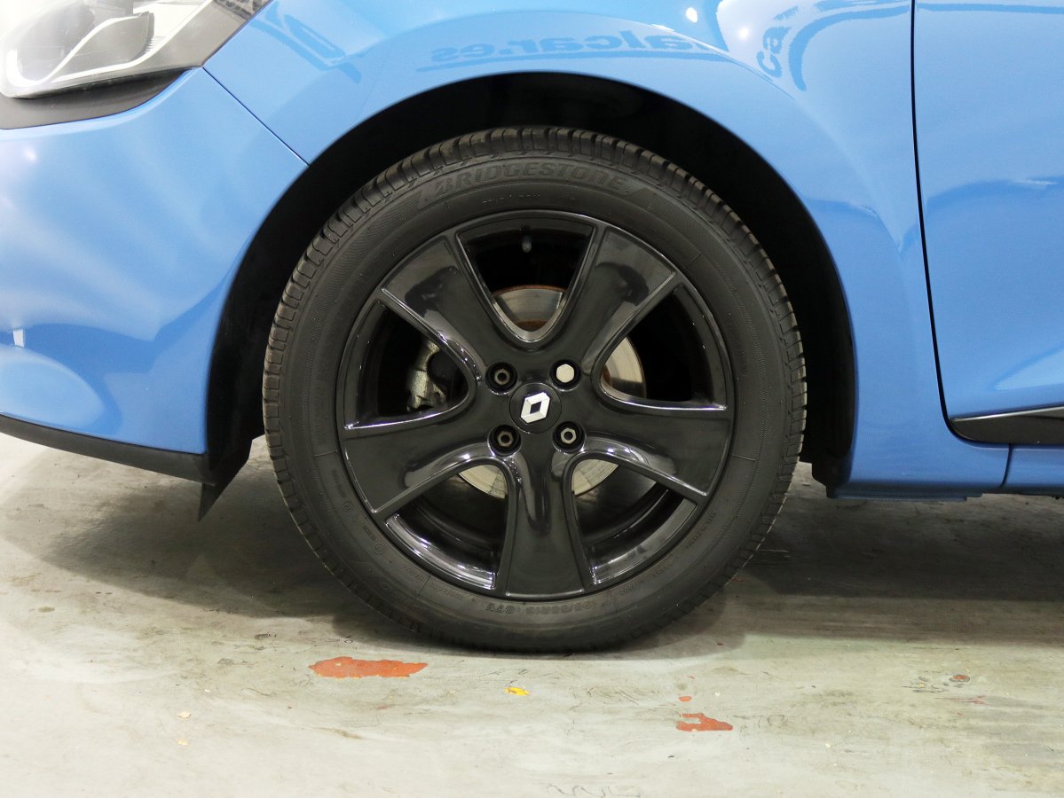 Foto Renault Clio 28