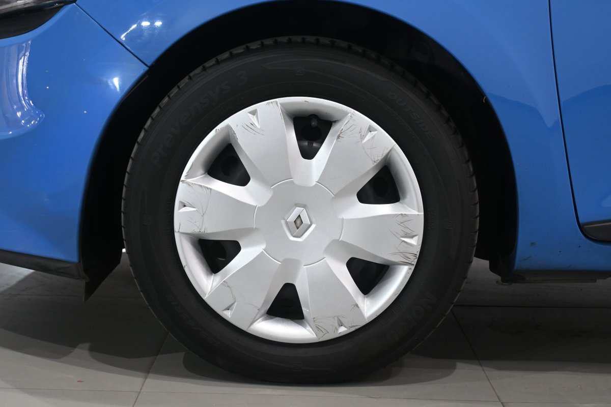 Foto Renault Clio 28