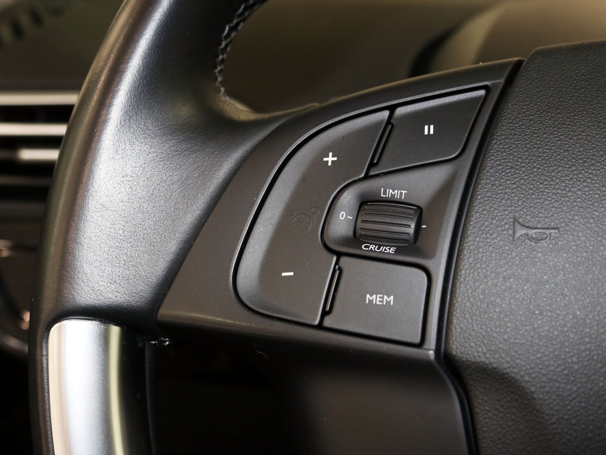 Foto Citroen C4 Spacetourer 35